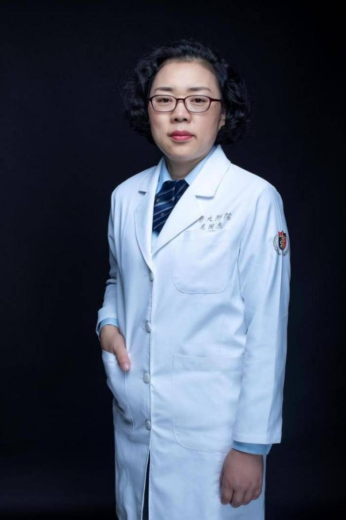 PG电子-冲刺阶段社区盾焦点战,广东宏远豪取连胜,引发热议,医务组通报恢复的简单介绍