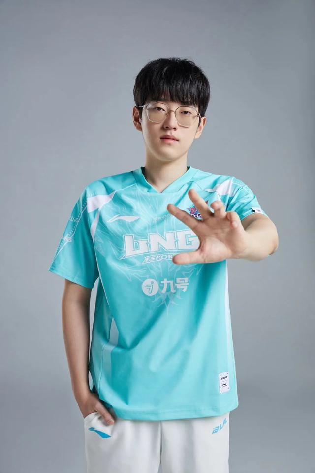 PG电子-Scout新星高光表现表现惊艳,RNG未来可期!的简单介绍