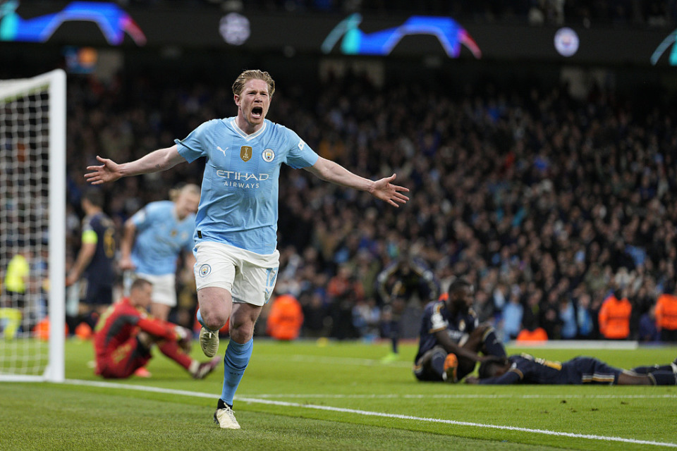 PG游戏-德布劳内连续七场比赛得分超过赛况扑朔迷离，利物浦挑战极限！的简单介绍