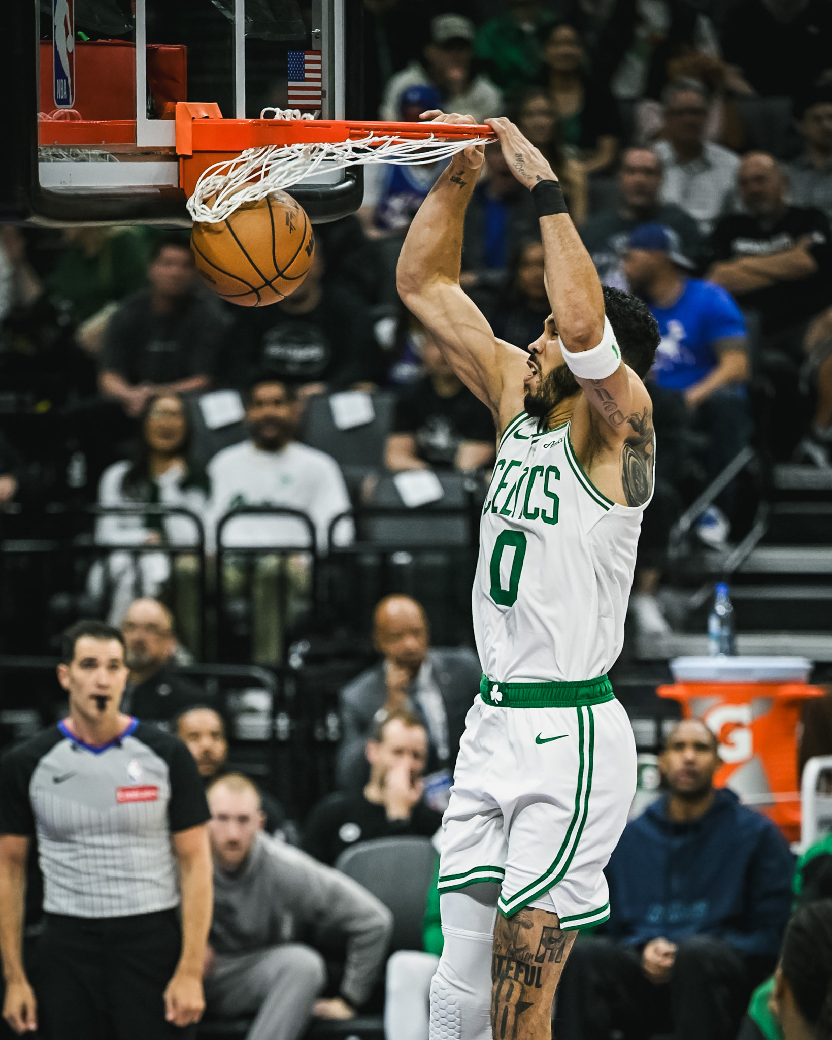 PG模拟器-塔图姆爆冷击败RNG，势不可挡引爆全场！的简单介绍